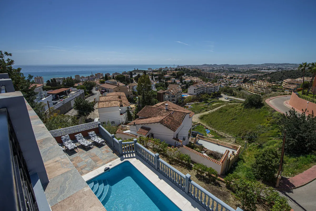 d2541fe4-f3f1-404b-8661-9fa0e0d582bd