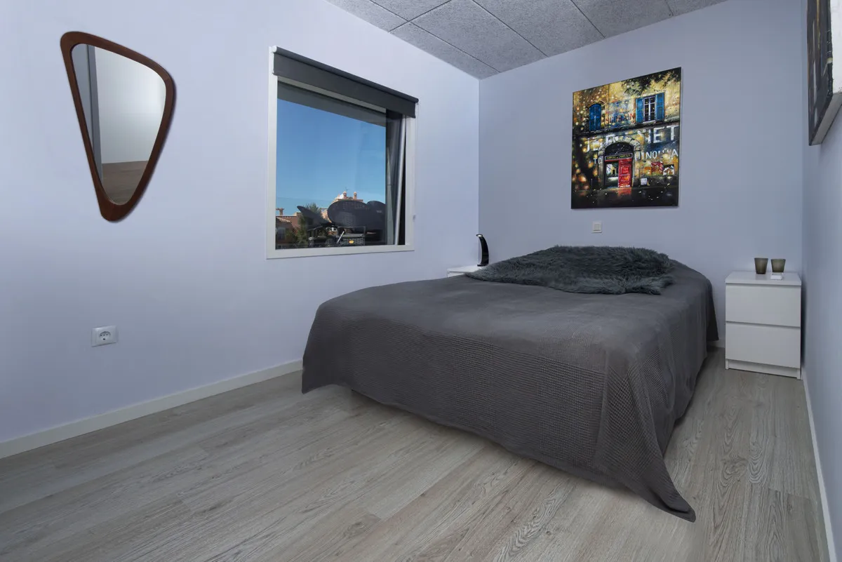 d7913460-5193-435e-bf66-f6e7dcbac4f9