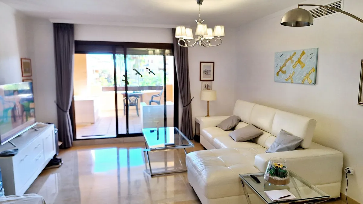 8ce1562a-1041-4b74-b6f3-e3431f351388