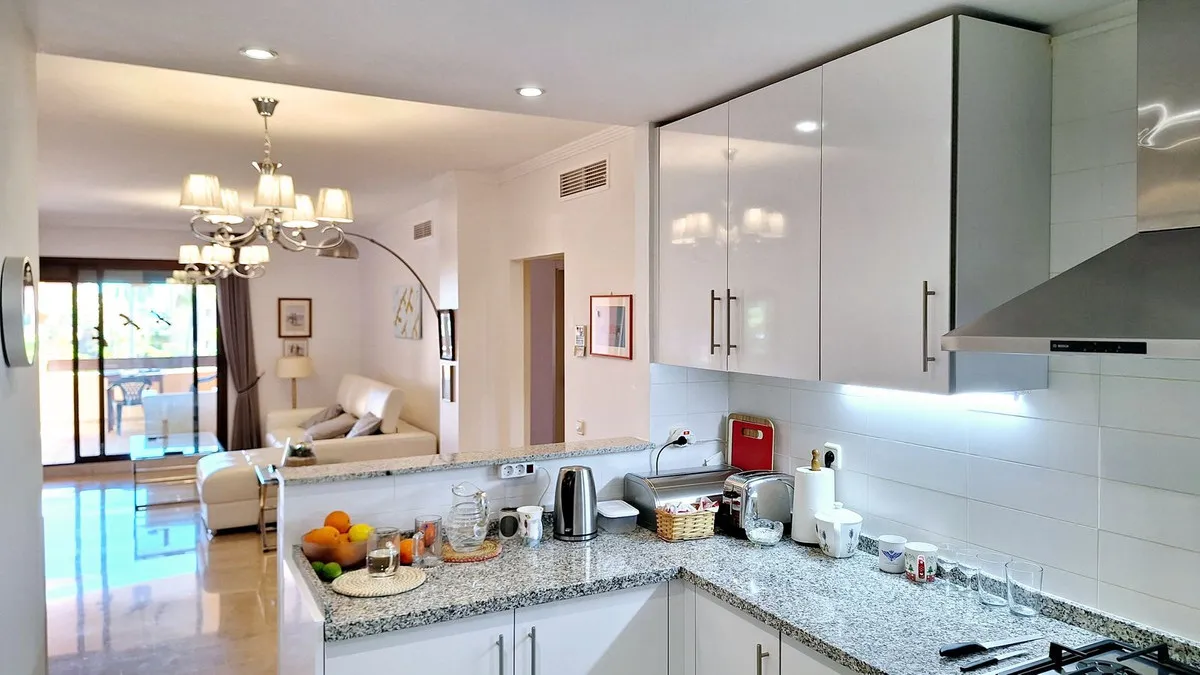 c1a6cc5d-f900-4fd0-9870-bbe744872953