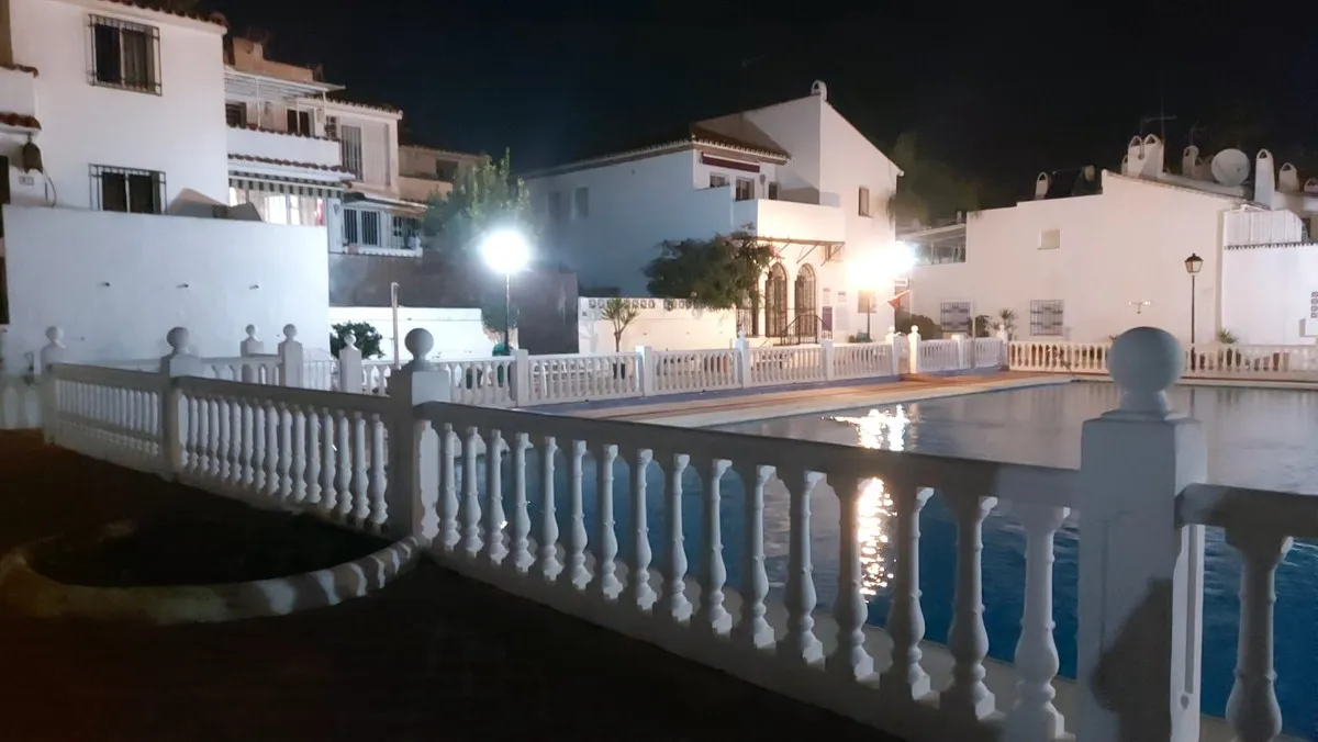 38553545-7302-4a59-a207-7d9412b1adf6