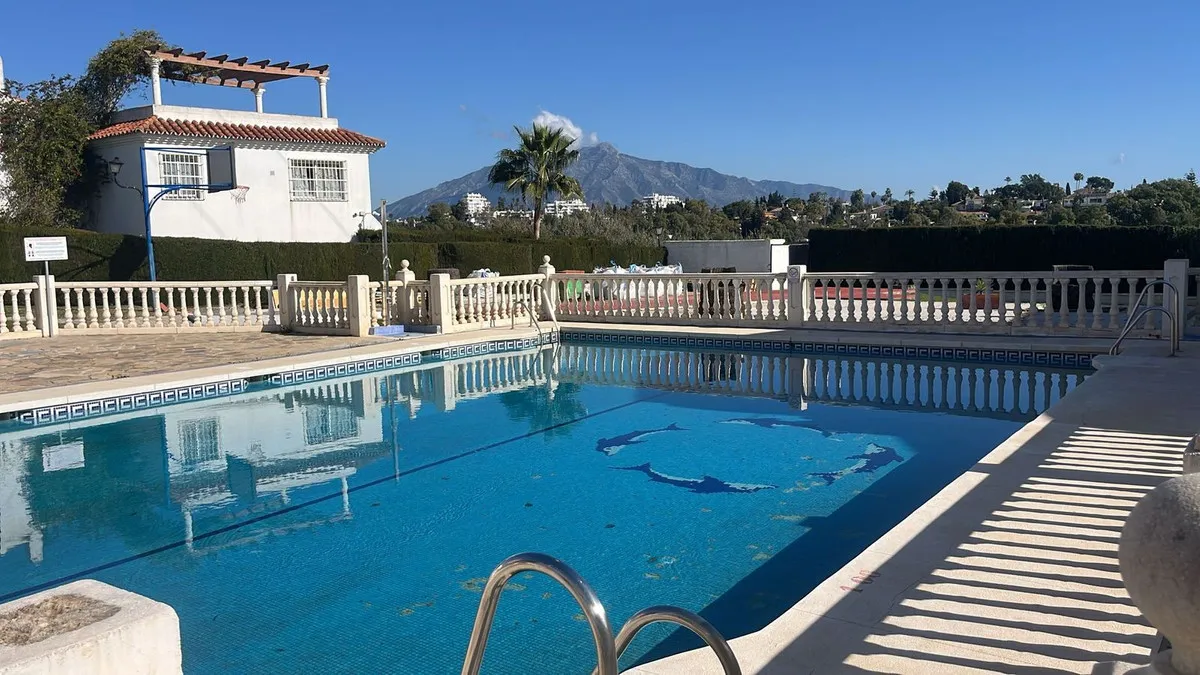 d18195ab-c7b7-4ec1-a905-c746e15e4a7b