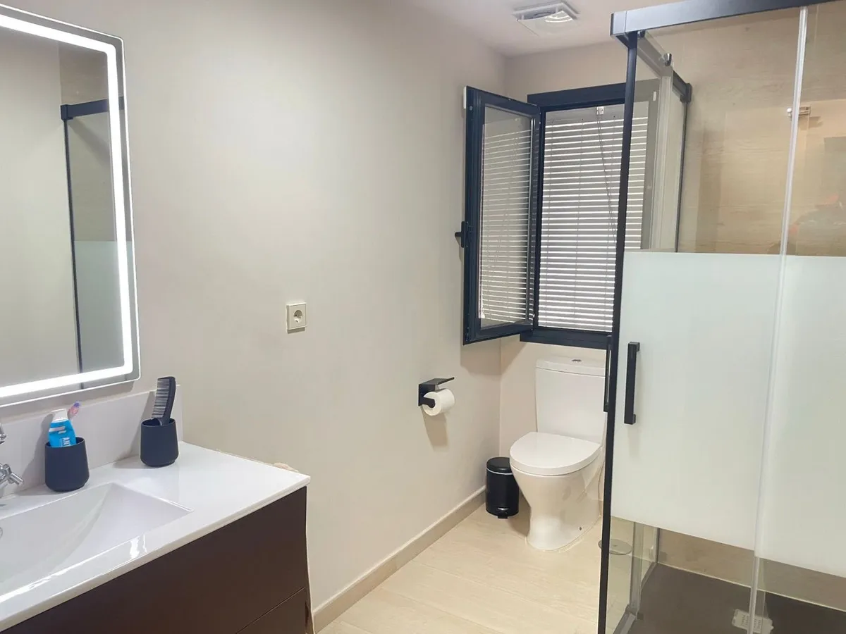 647f27d5-21d2-4b5a-98bf-6d882f29034a