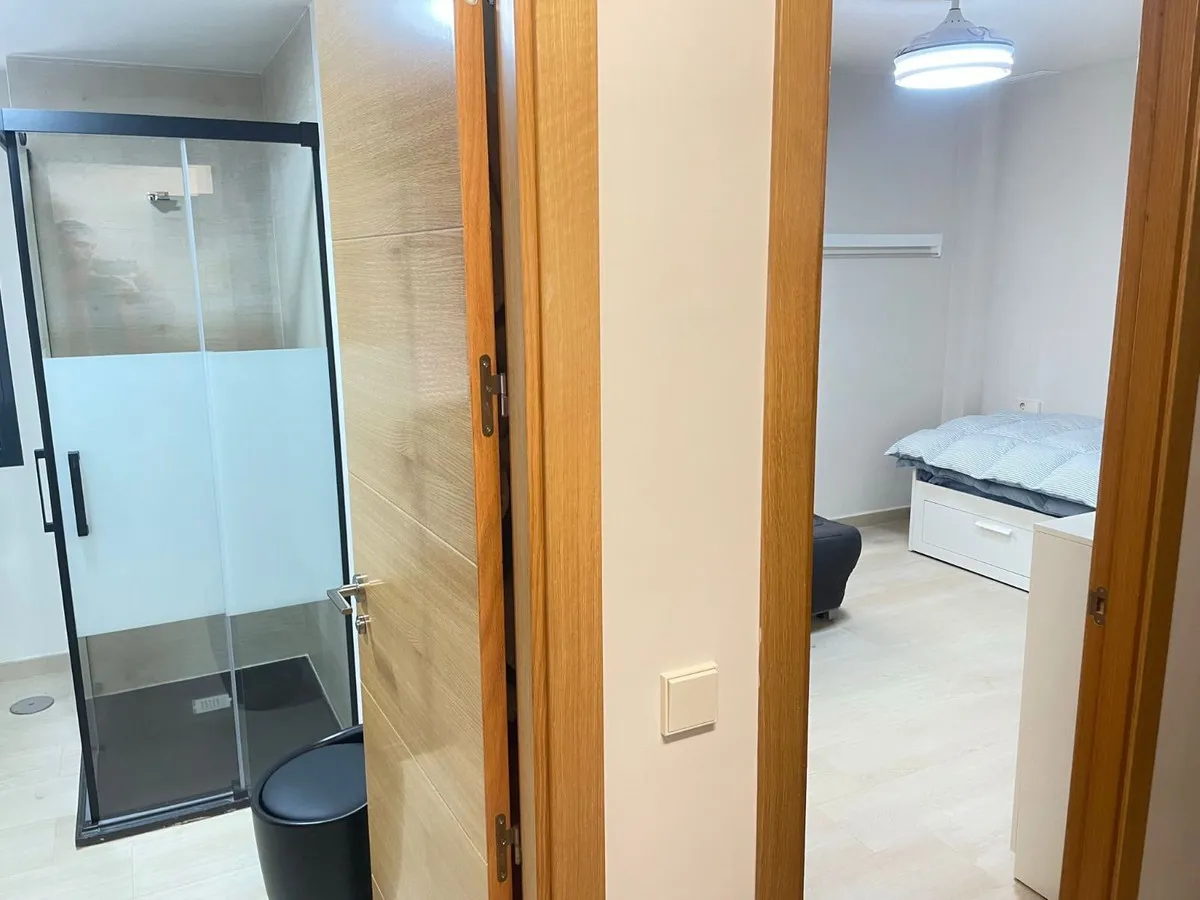 8f2da43f-ca2d-4f01-bfb6-703efded39c0