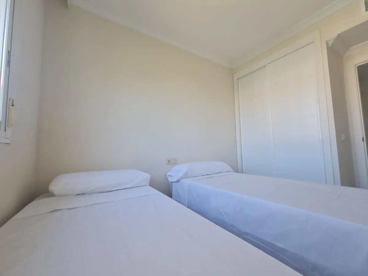 a9622b2d-a62c-463d-a30f-9a393e98450e