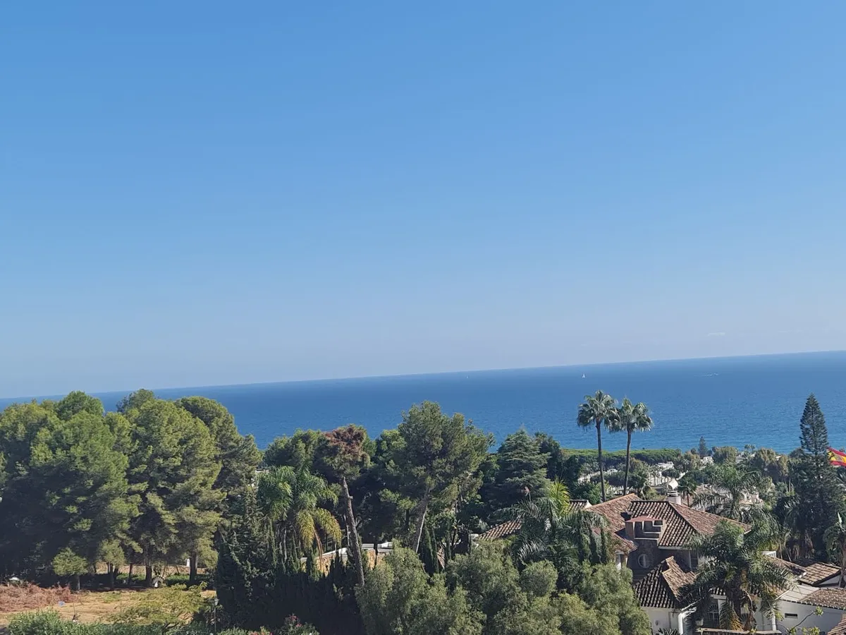 aac9d9e6-1dc7-4d26-9f94-a0c8bb15b014