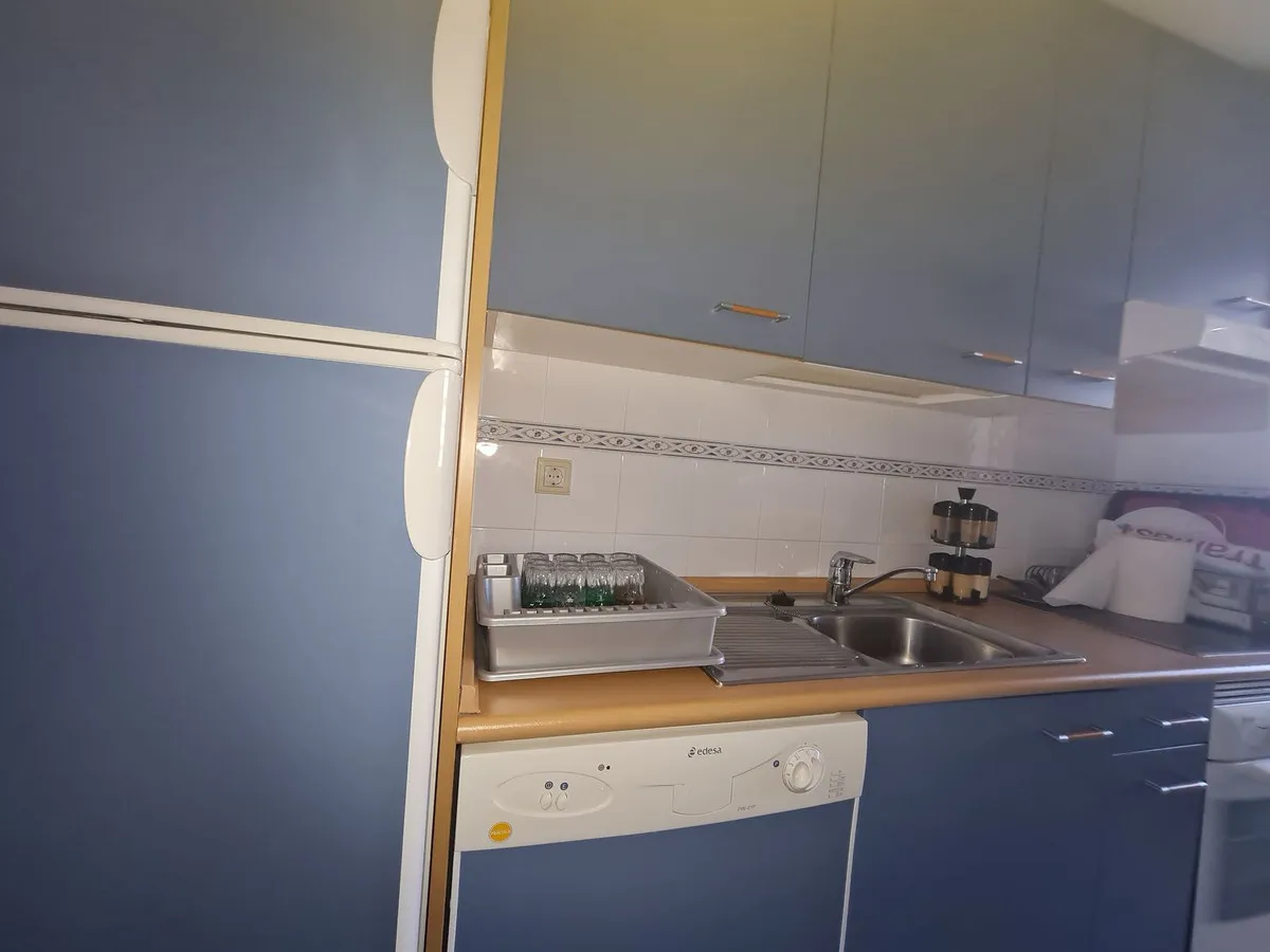 c2986951-b744-41cc-a8a1-9e0330e8266c