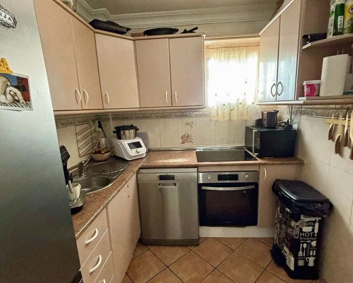 6cdce5d1-d2e4-432d-9127-13a2936f371b