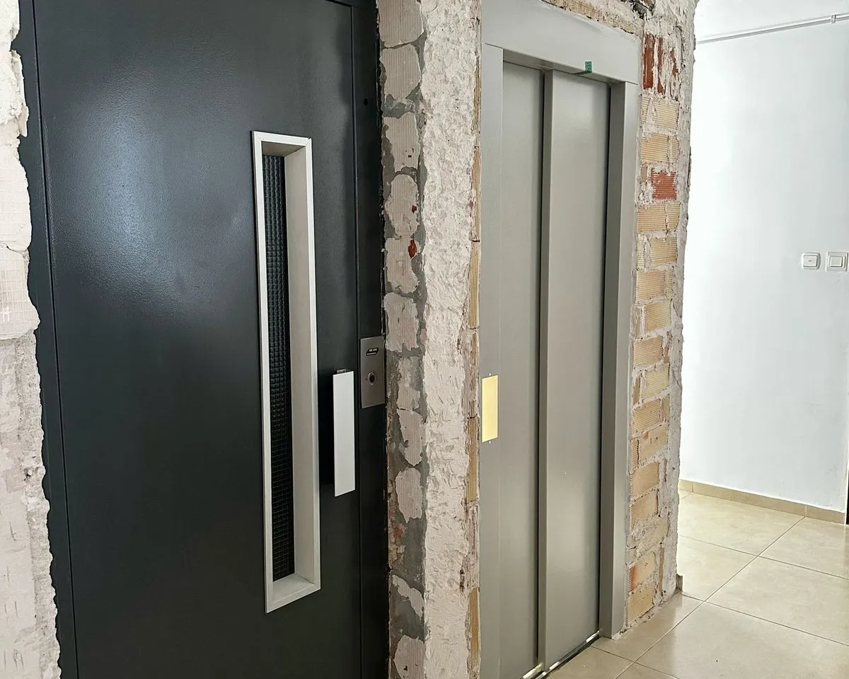 b4d79ff2-5742-4d58-b6d4-131de8acad50