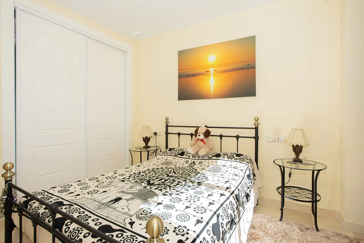 7dbbc467-17f9-4c0c-b2b8-520e4a9c2a1b