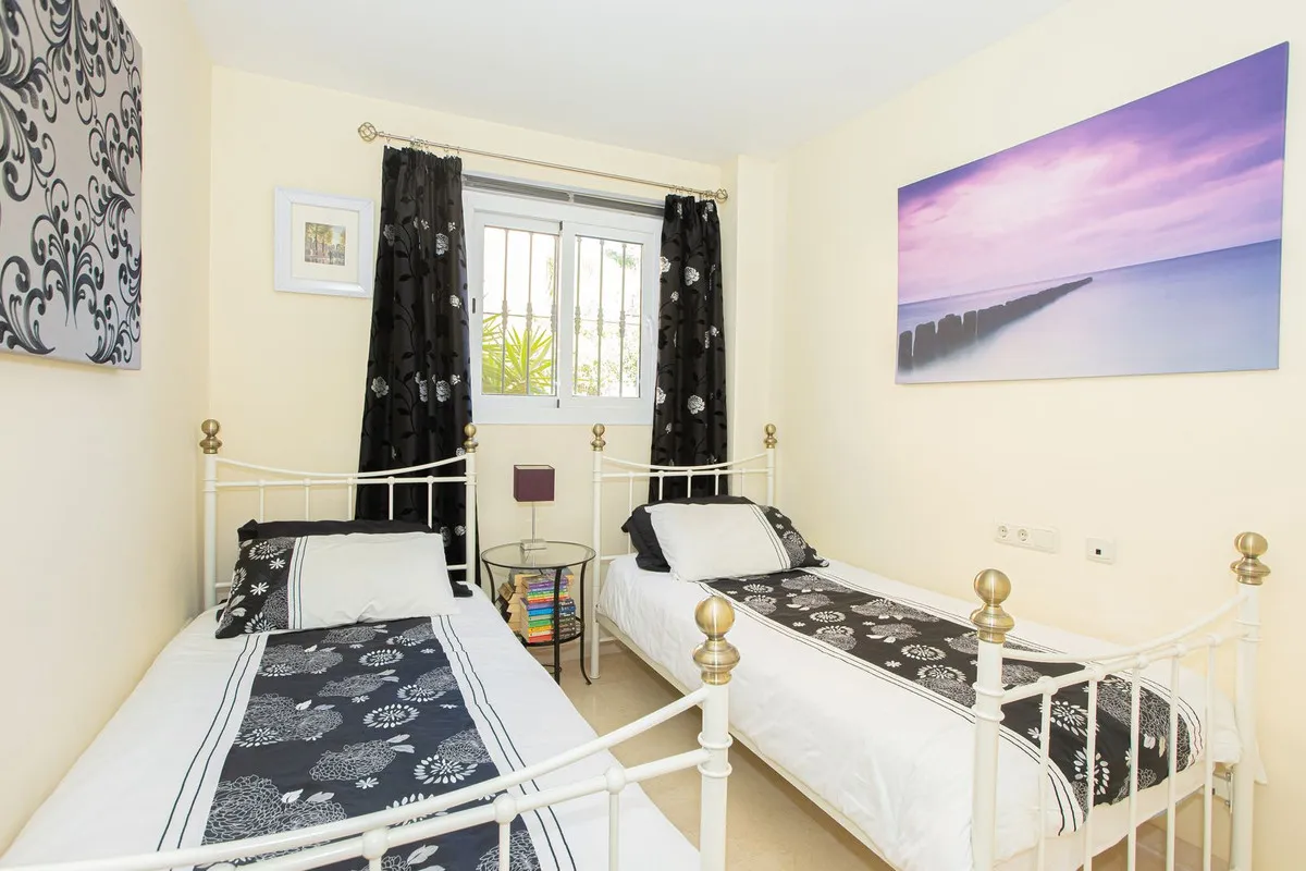 b2aaa9d8-2956-43ab-baa4-035b7b4e528b