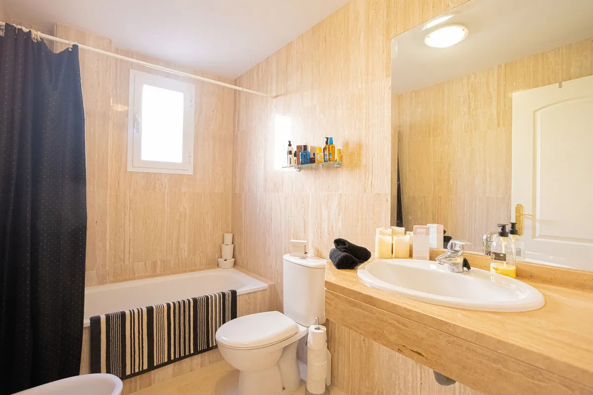 ec905ac7-998e-4dc9-802e-a82bf99bd35f