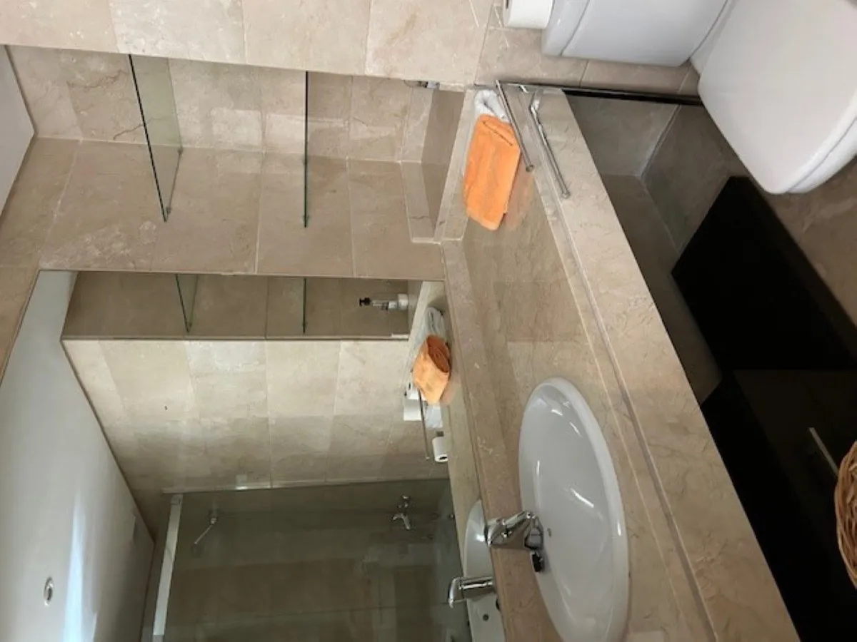 7ab214b7-edbc-4610-8b94-ead8099a3c17