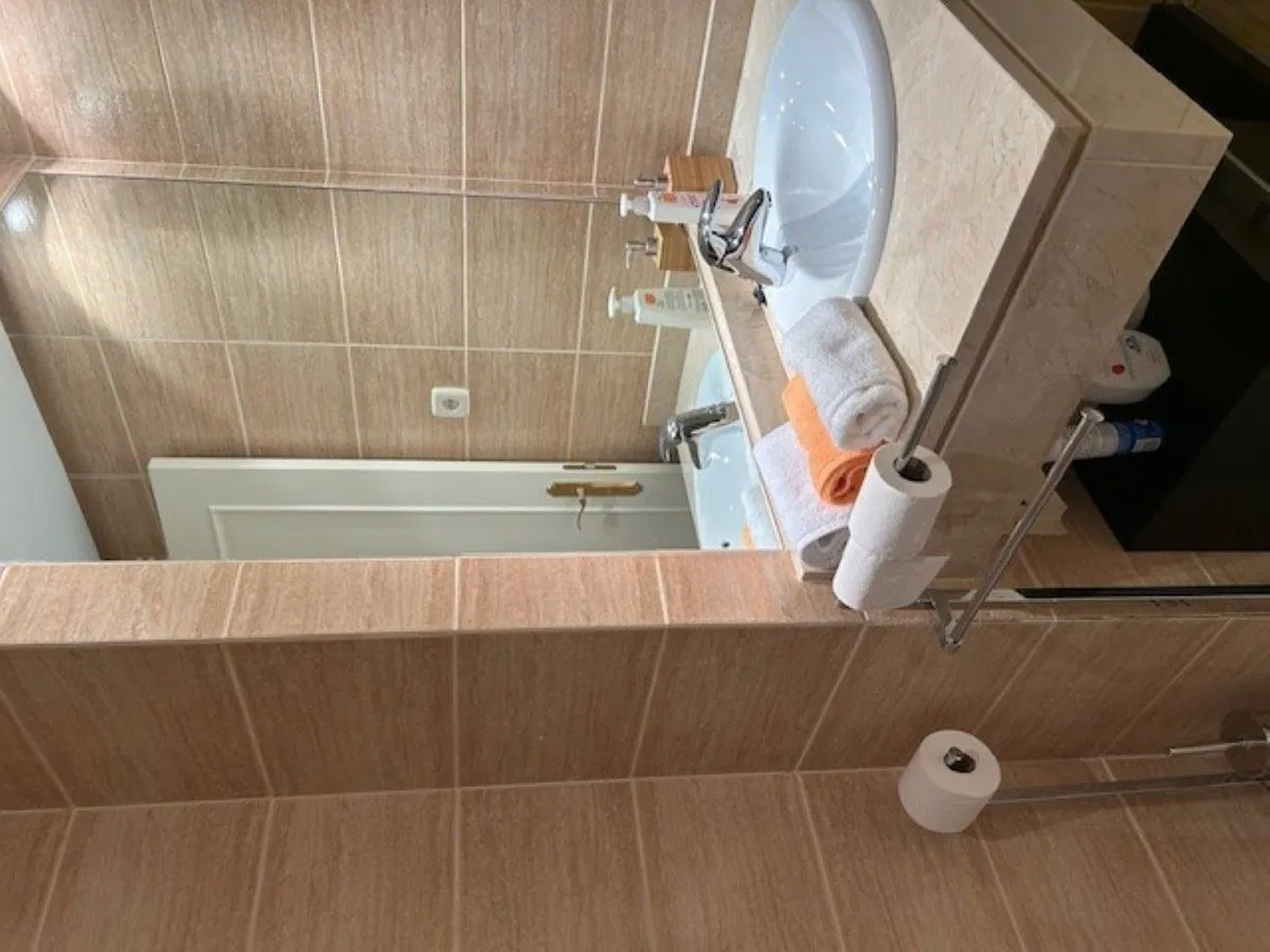 87fcee1a-7515-44f3-a744-4da1077db3d4