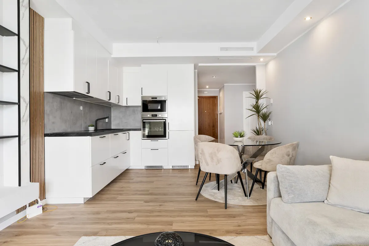 e3cb83a2-9b0b-47ae-84ef-1310283da74f