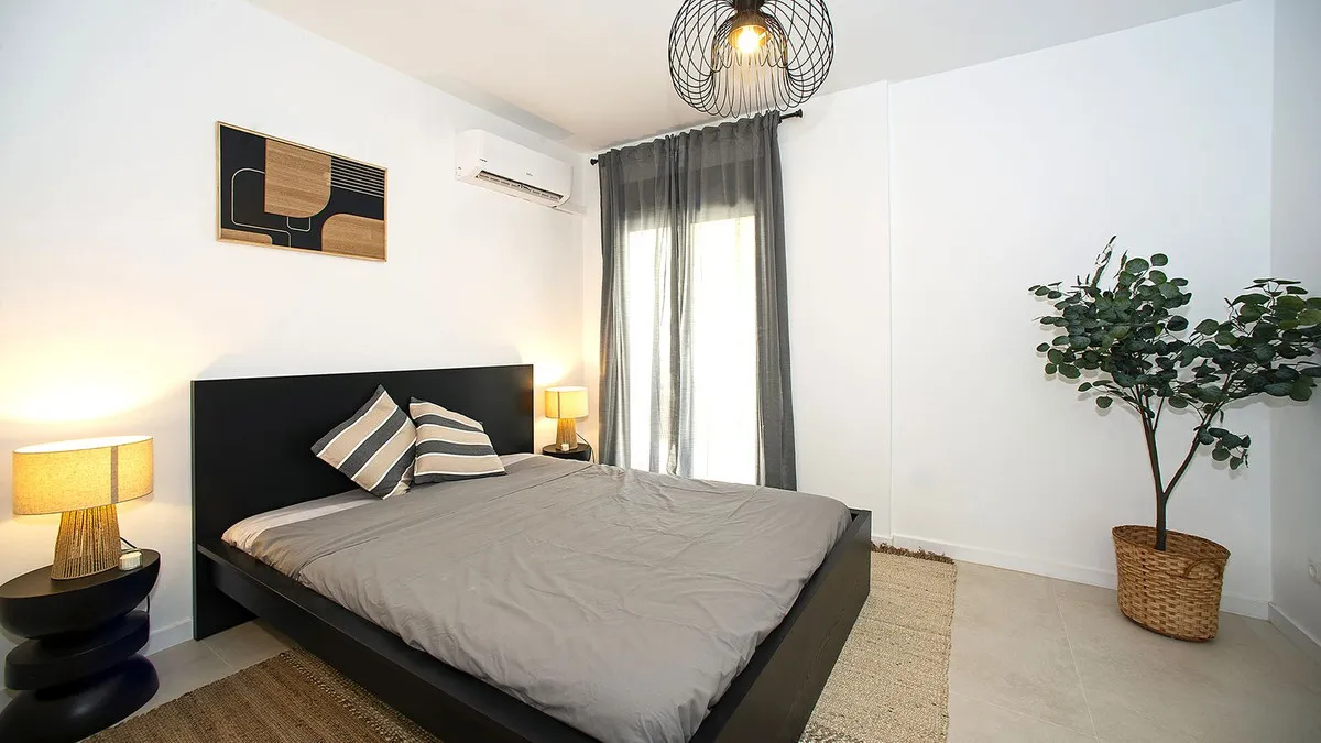 4e5bea68-9355-4135-82fd-03d2a9f88981