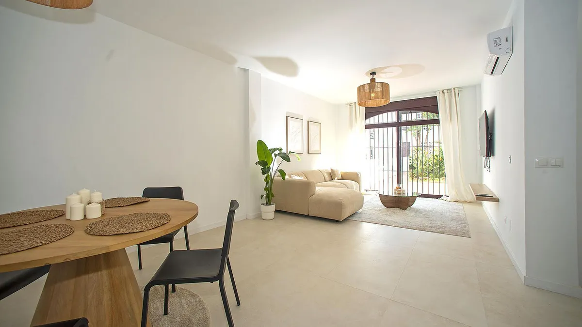 5654c8f3-7404-4d2c-91d5-e5affd12def8