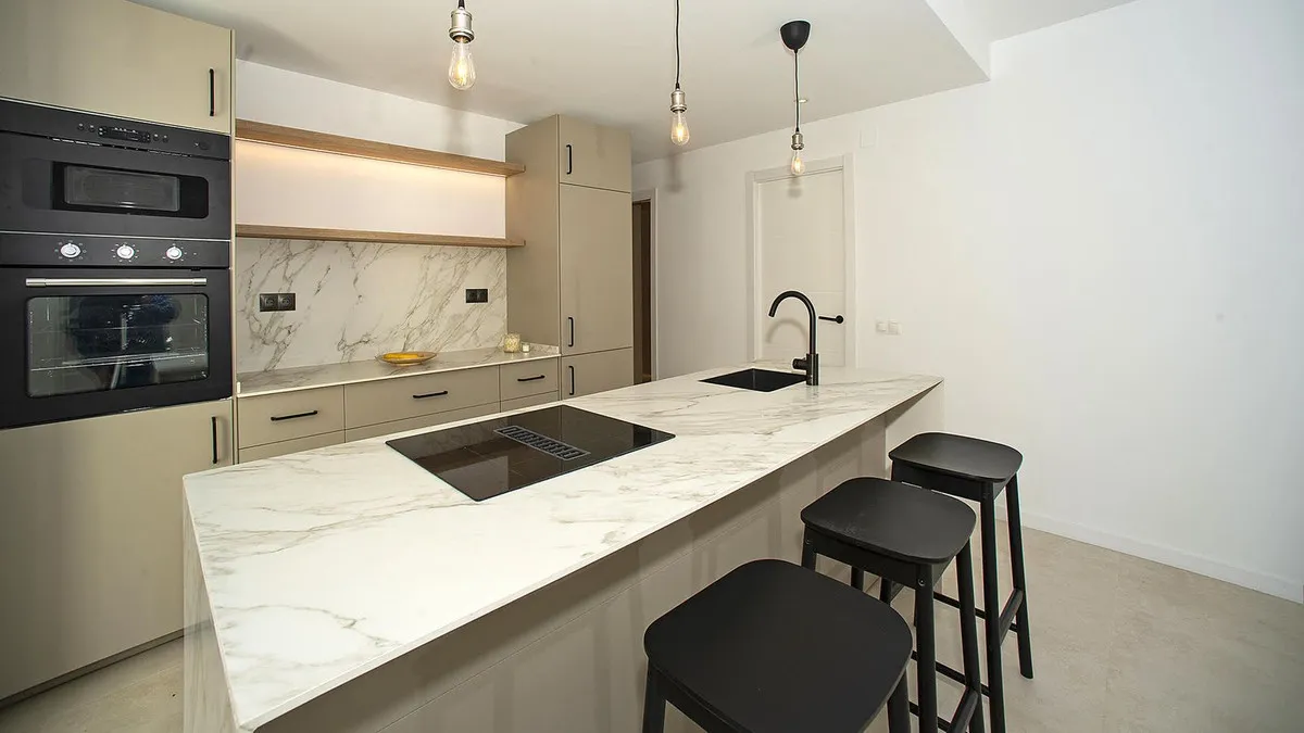 d3ec6174-0d90-4132-863d-f56a0fe02599