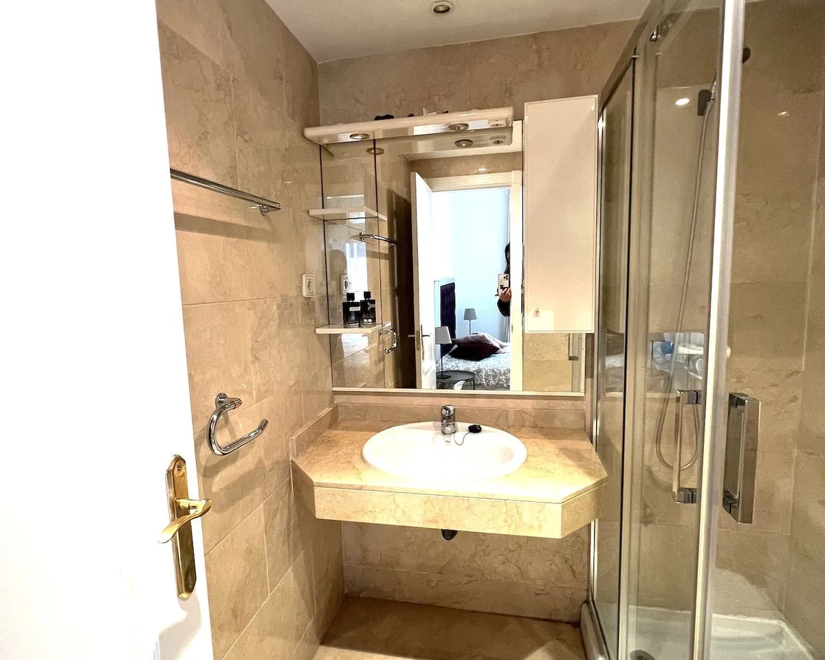 371ba806-ae5a-4b26-87b2-116d2e4106b5