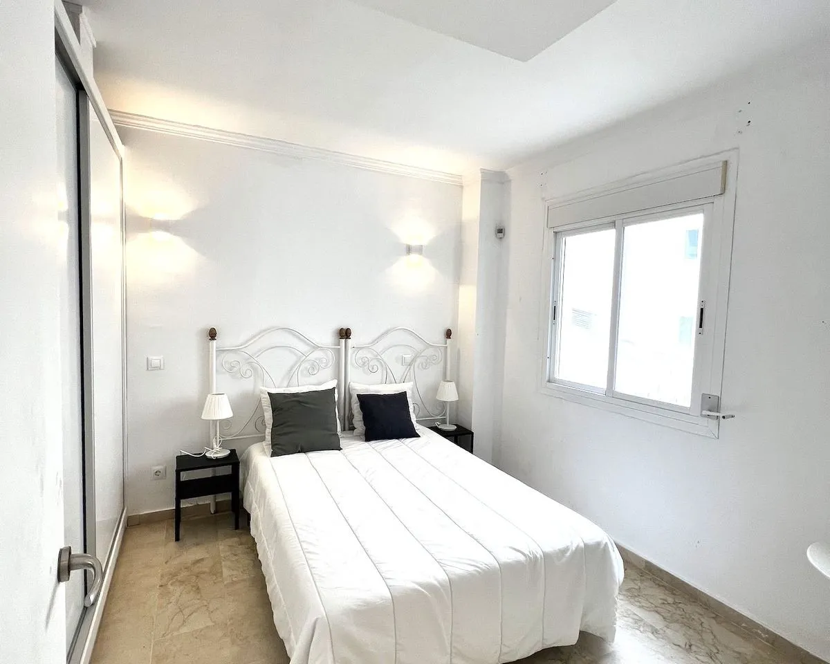 feba30de-870a-4f69-984a-edd18754e235