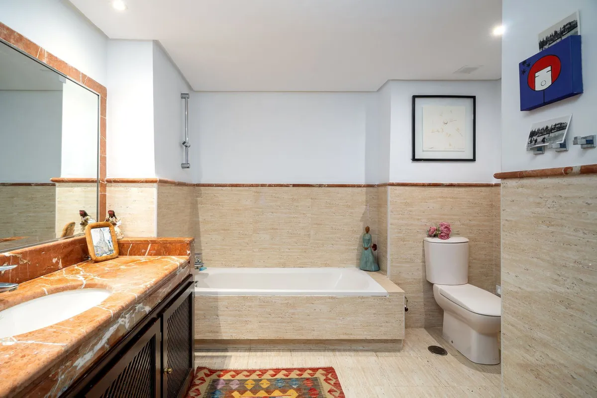 4ccd9946-85bb-4576-b62a-02ac2c57110f