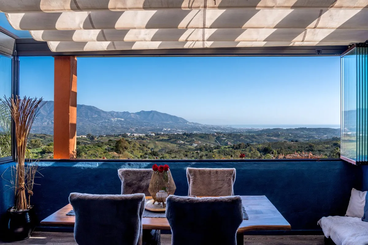 74f63b73-c921-4224-a289-f1cd1f44688f