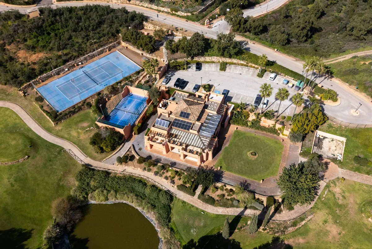 770d1d39-7d6b-4e7a-989a-02296619a2e5