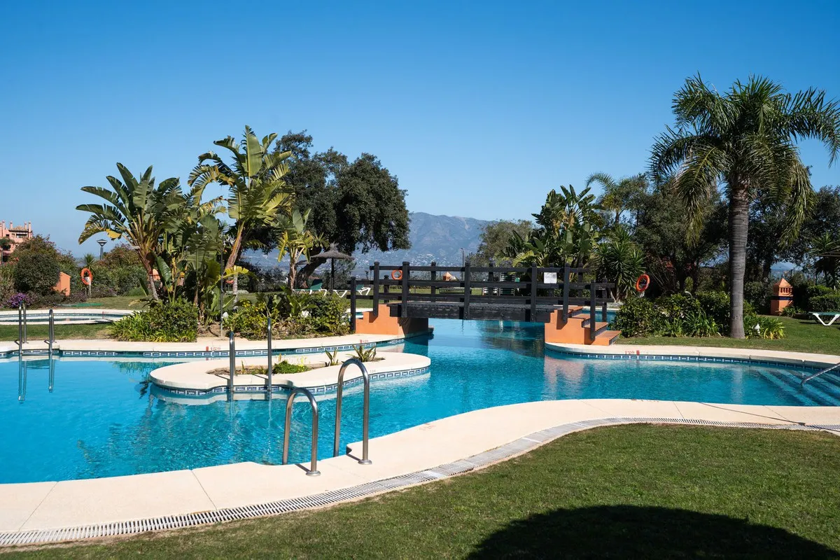 8476265a-7553-4144-8996-9bcc0f84777d