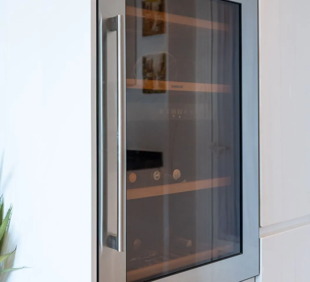 b38954a7-ab58-4ef3-bc4f-58e678bc2eca