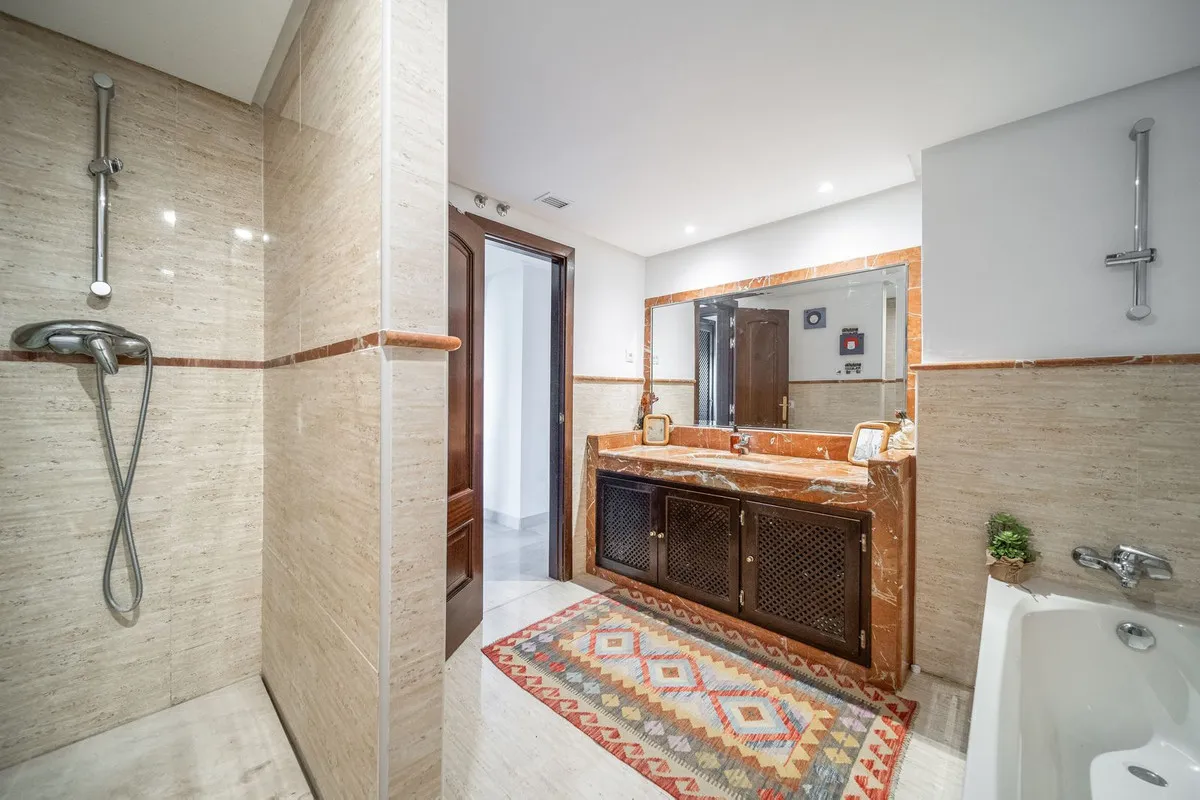 d070f8cf-e1fc-4864-8928-9f66098bece5