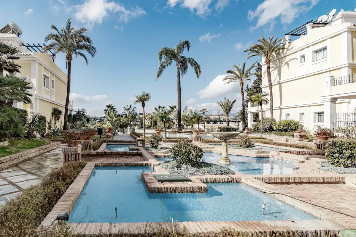 daab2dbe-cd0f-4896-9c43-6b8ceace5aae