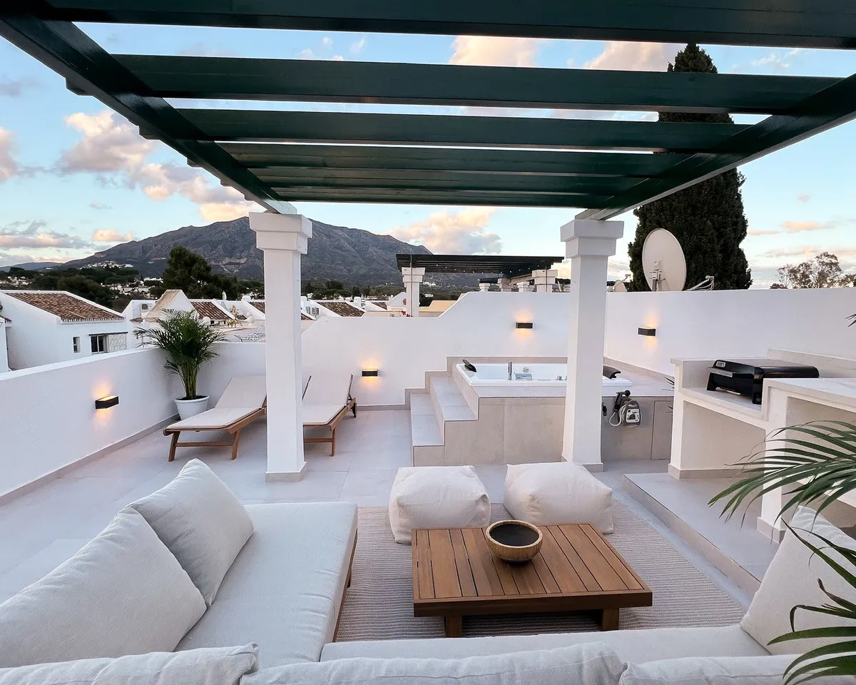 f30af32e-76ba-4b1f-b848-86c7d4beccd7