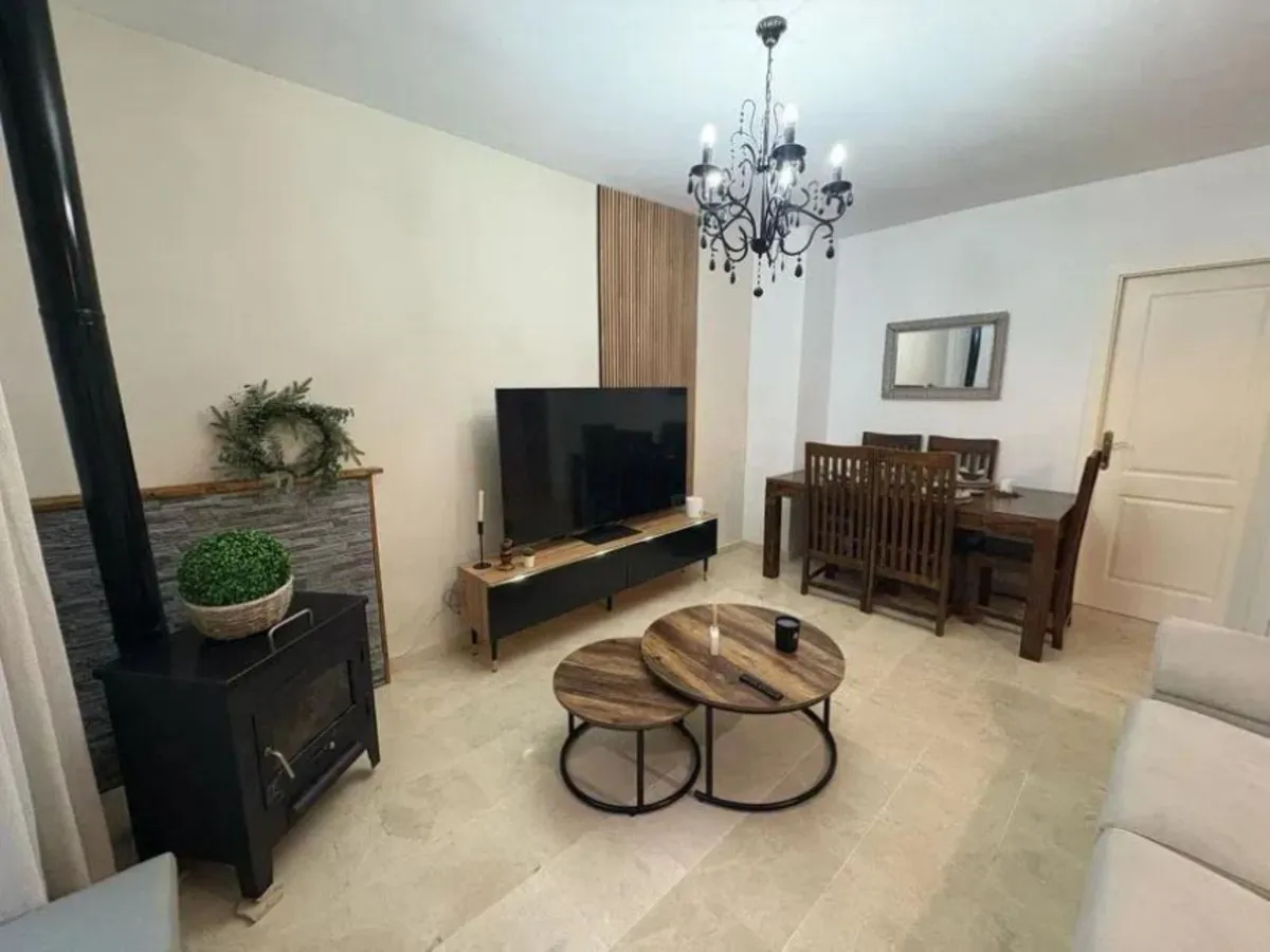 a40d9571-78c5-46e9-a83b-8cbe468f4ee7