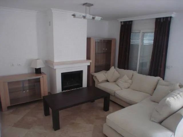 18c163f5-6af7-4c41-913f-bf3e7643a410