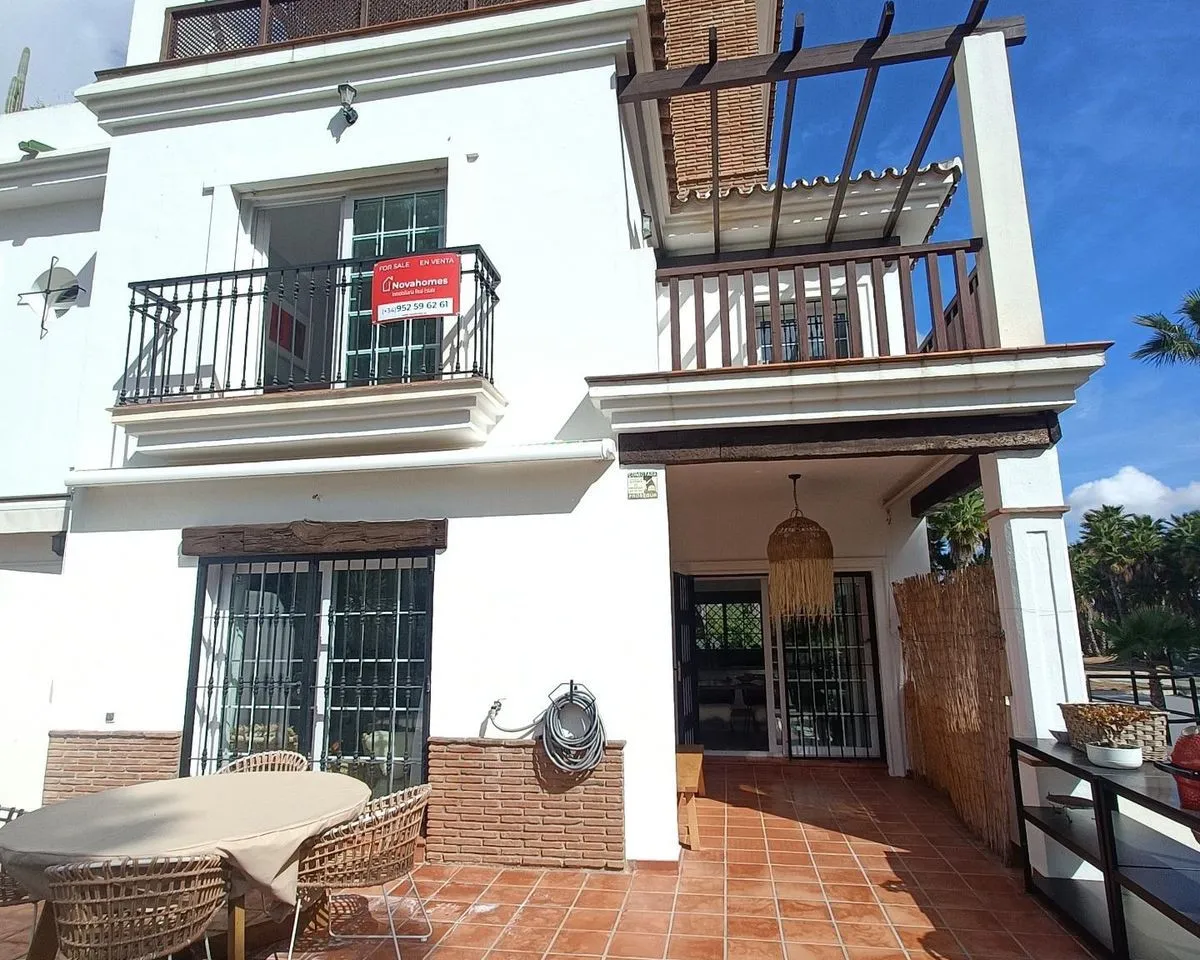 6b636b06-be40-4e34-a39b-548152b5e028