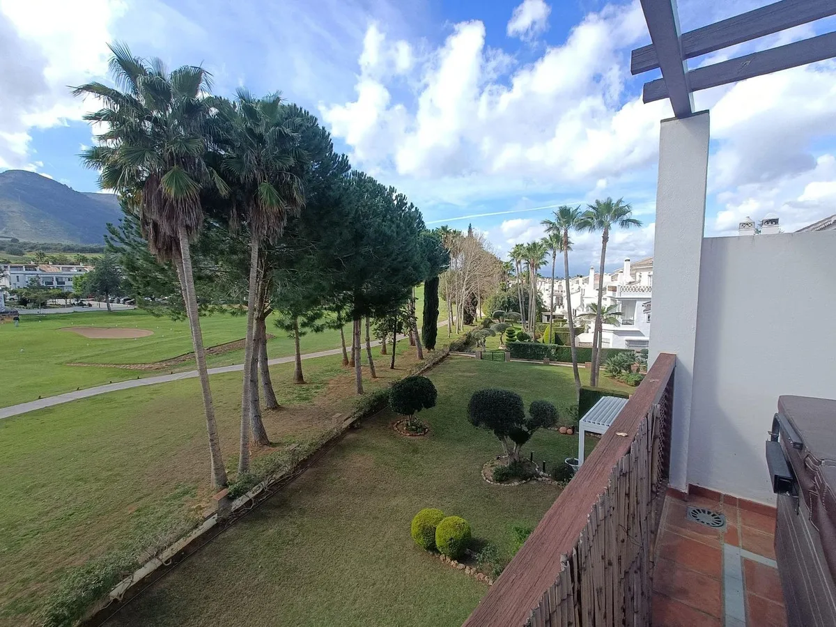 879be986-ac7e-48d8-b927-8132b027b569