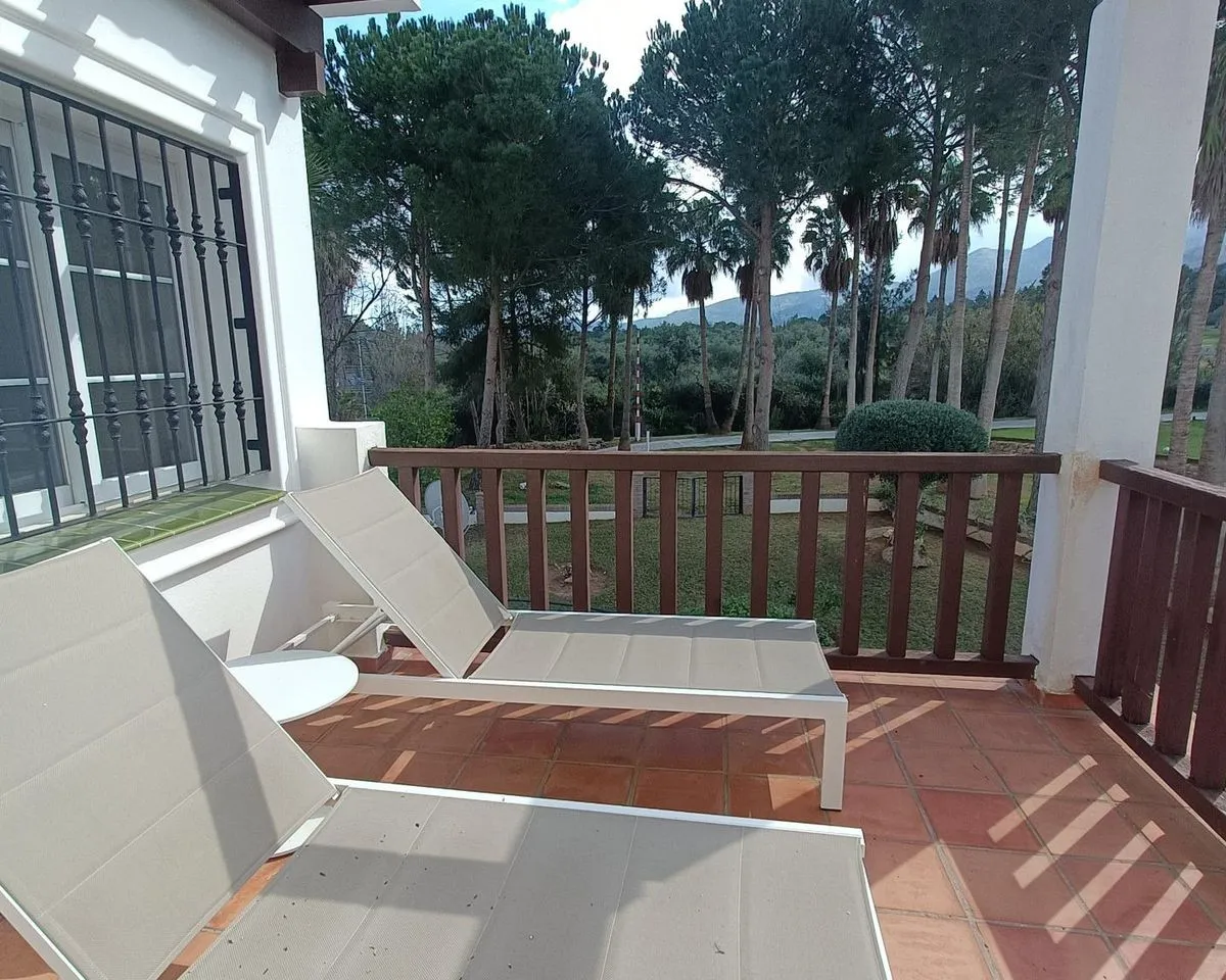 9ae190b4-b04f-4712-9e2b-46ad43ffa22e