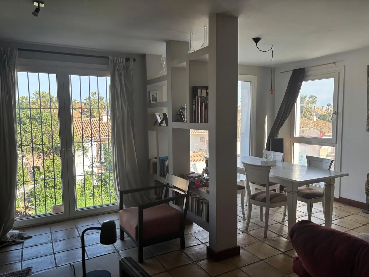 78f33808-f8f6-47a6-9a21-c6da56bab4a1