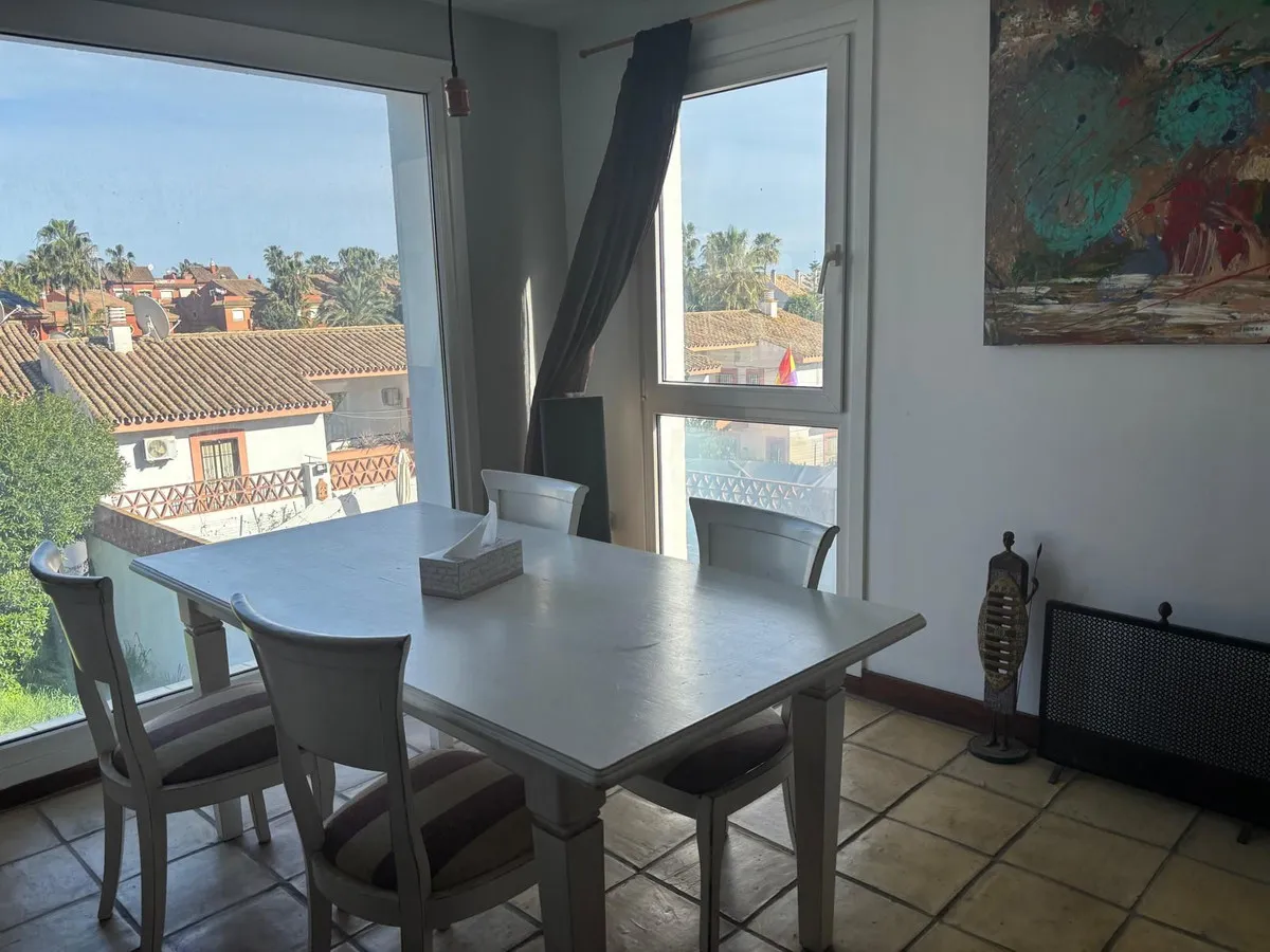 8900206e-c682-4bc2-9e3b-9a2c395df4a7