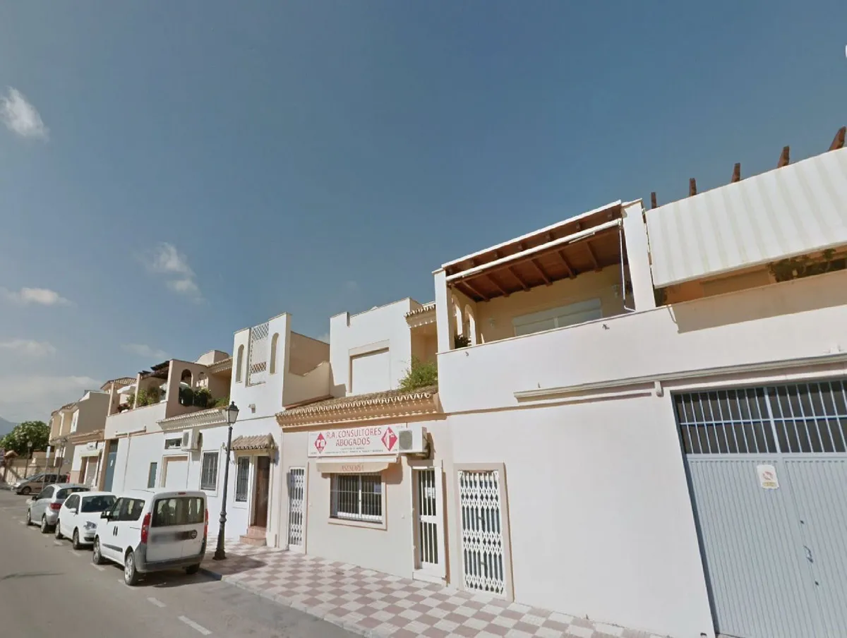 3b9d5aba-4a9b-412e-8ef9-d5bfd760a9e5