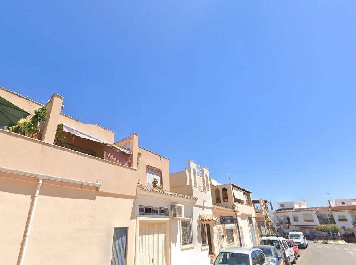 8b5ac1bb-dd66-4ff1-abb5-4d9bfddfbe9f