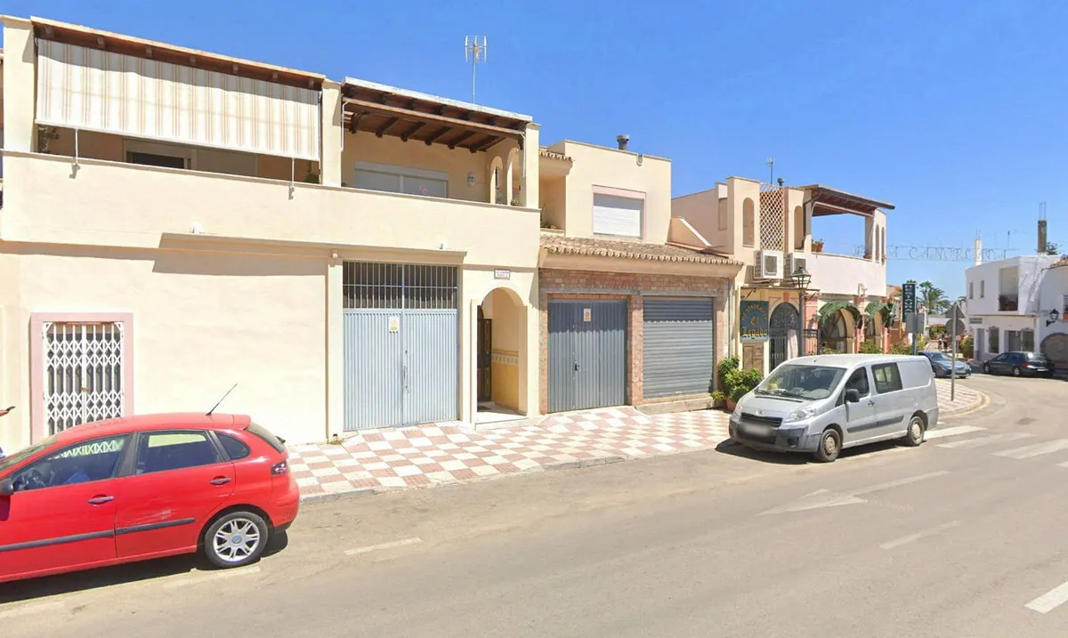 b17f6b51-e1bf-4ec4-90be-bdba05bc6795