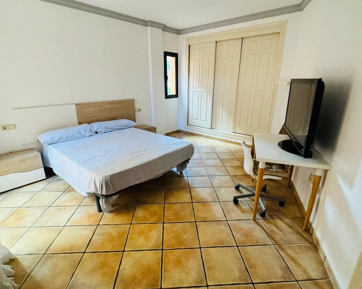 5424aedc-7e30-4baa-8f18-3c85a2d2f0ce