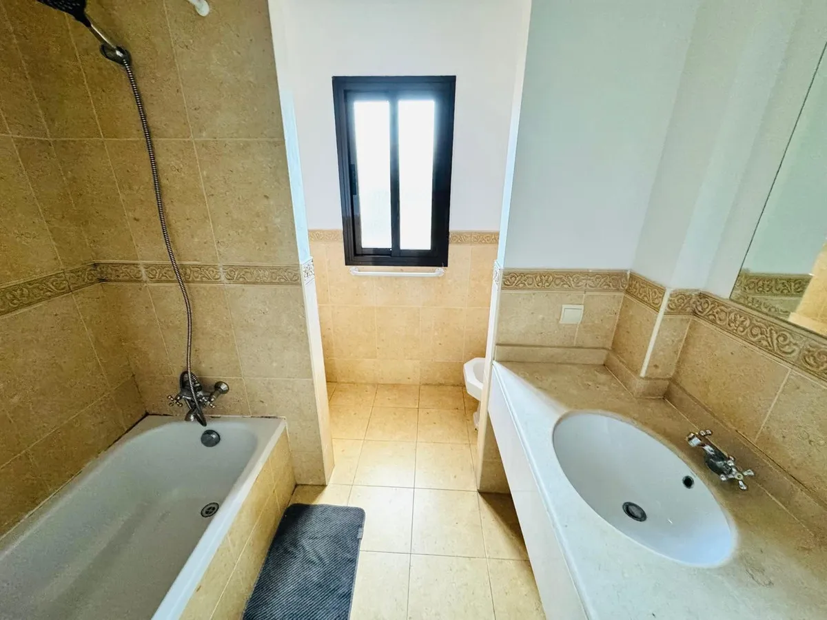 cf7b835f-ca45-45cf-bbf3-6ae8d952f083