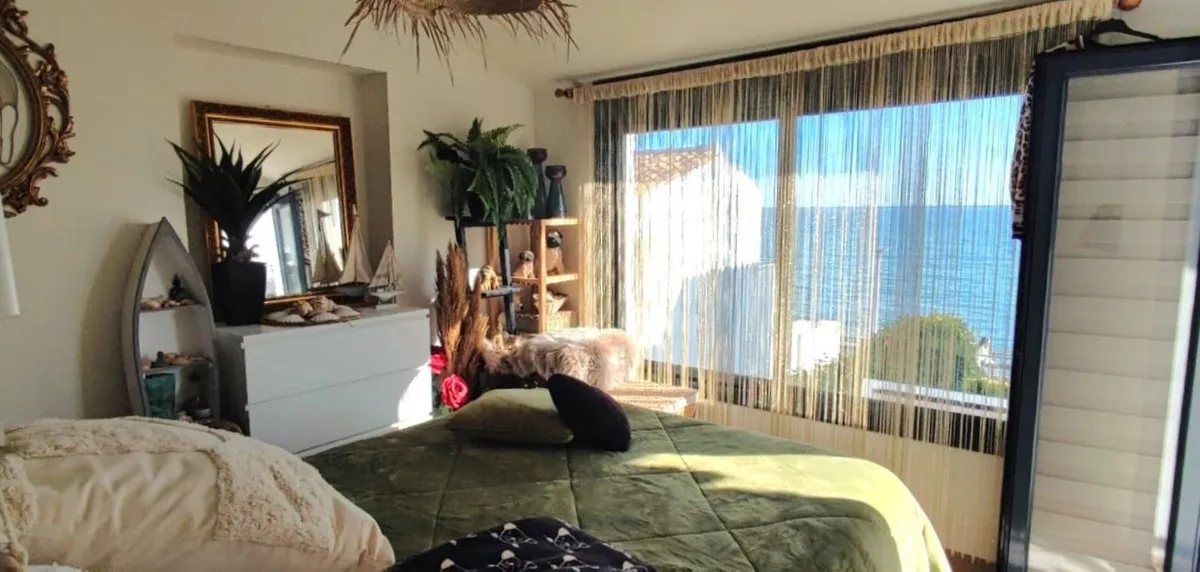 0e0e0bd4-ef88-44fd-b13c-645bb553c99a