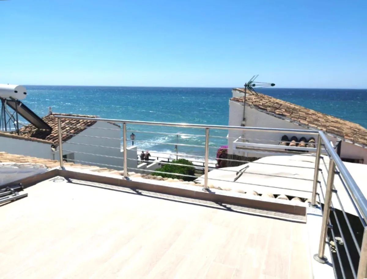 f5d8d63f-aa3f-4485-9595-931bcda2a2b2