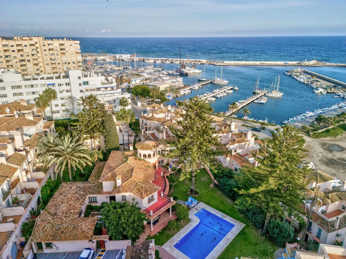 02016ff6-0bfd-4000-8f71-9d90ef789345