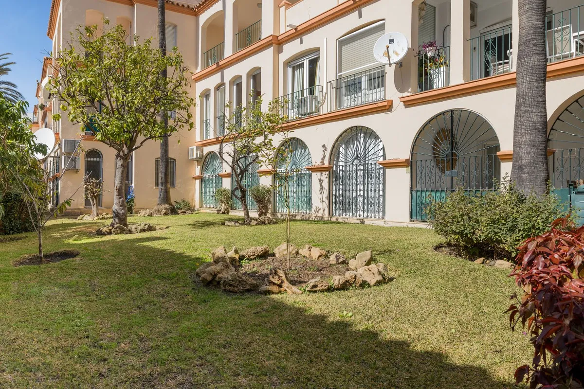 caffa585-8749-4485-88fa-36fccdad0870