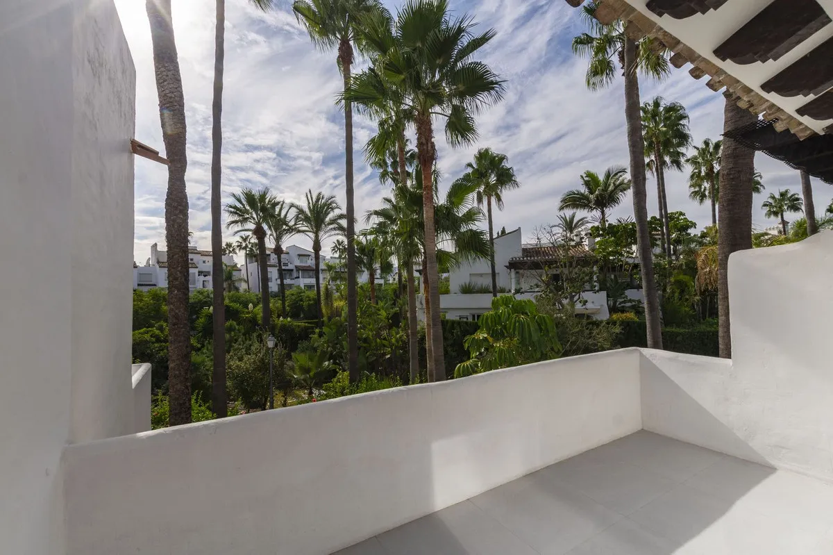 ff44c862-1738-4eaa-affa-0a1d675547e1