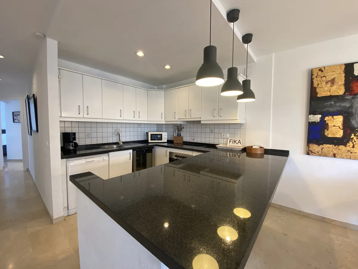 cf578ca5-d474-4ff7-ba26-89ad5b76b03a